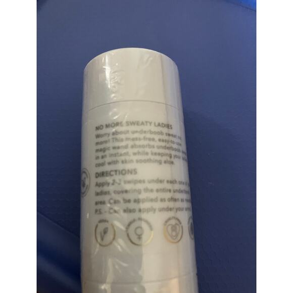 The NAKERY Beauty Embrace the Ladies Magic Under Boob Wand New Sealed - Picture 4 of 9